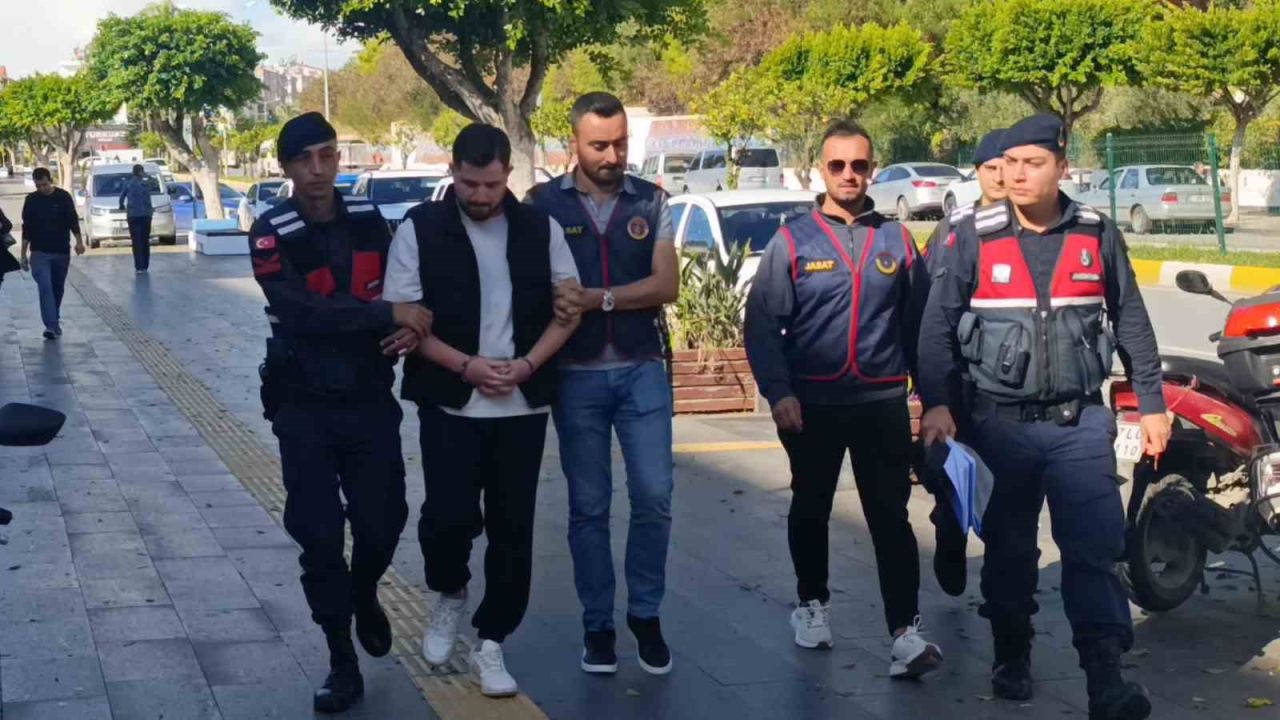 İş yerinin kasasından 1 milyon TL değerinde döviz çalan hırsız, eski çalışanı çıktı