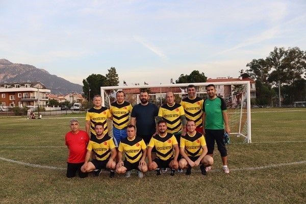 Köyceğiz’de Öğretmenler Günü Futbol Turnuvası tamamlandı