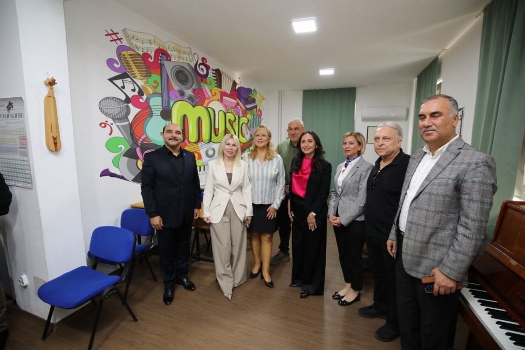 Rektör Özkan, mezunu olduğu okulun yenilenmesine destek verdi