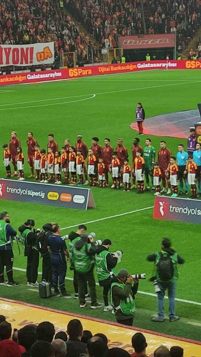 Milaslı şehidin çocukları, Galatasaray’ın onur konuğu oldu