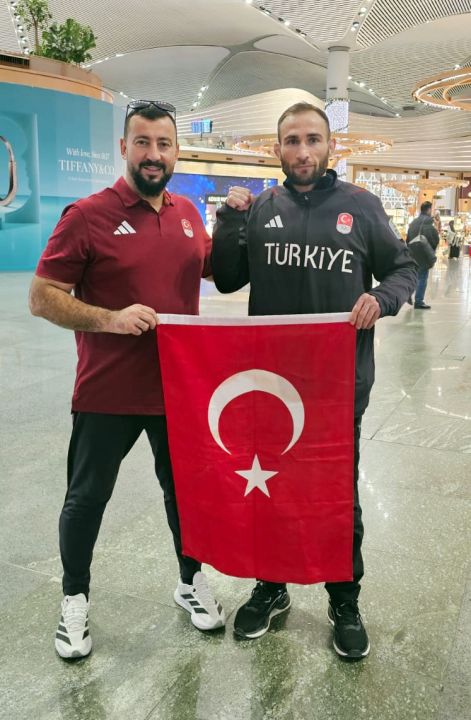 Muay Thai Süper Ligi şampiyonu Uğurlu, Hong Kong'ta unvan için ringe çıkıyor