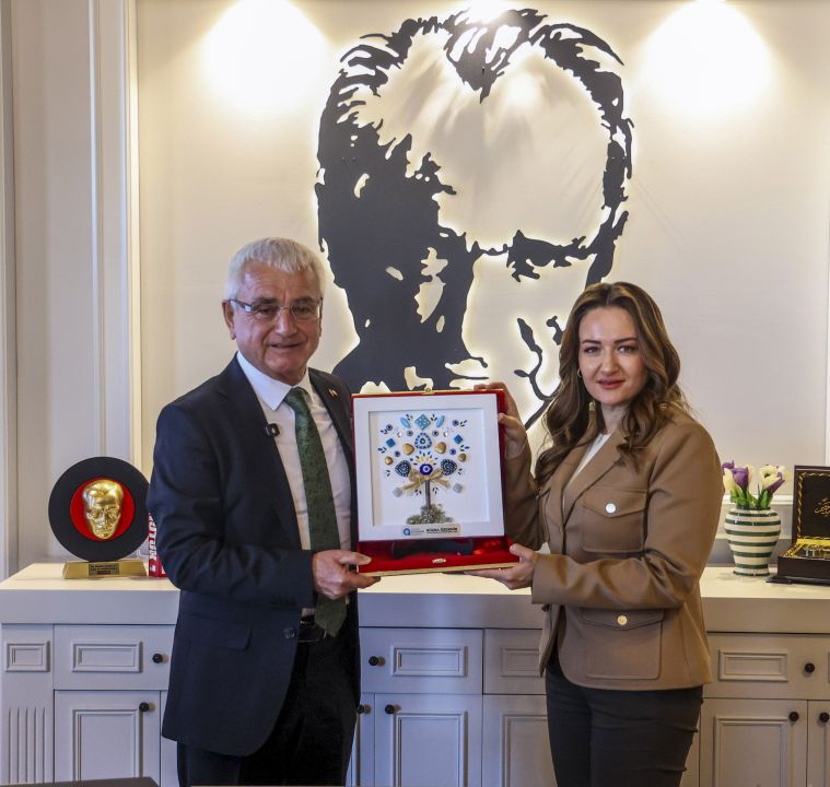 Başkan Vekili Özdemir Finike'de