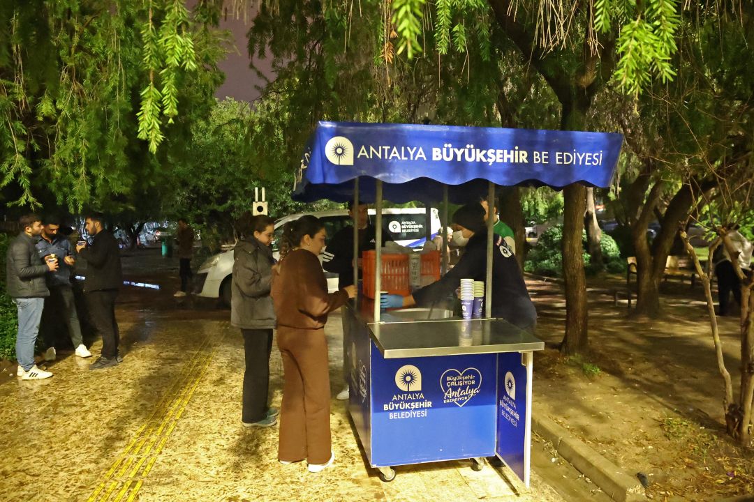 Büyükşehir’den öğrencileri unutmuyor