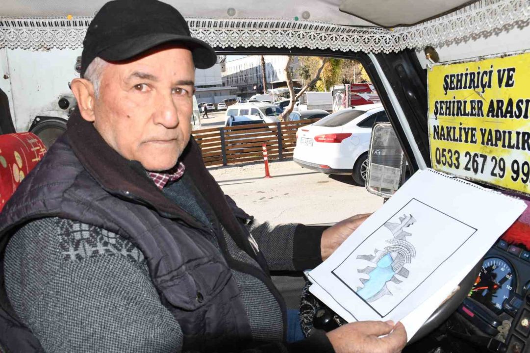 Çizimlerini gören ressam sanıyor: Ama mesleği bambaşka