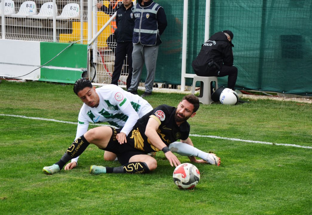 Serik Spor evinde Çorum'a yenildi