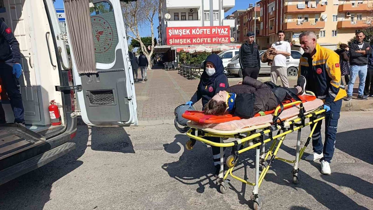 Otomobil ile motosiklet çarpıştı: 1 yaralı