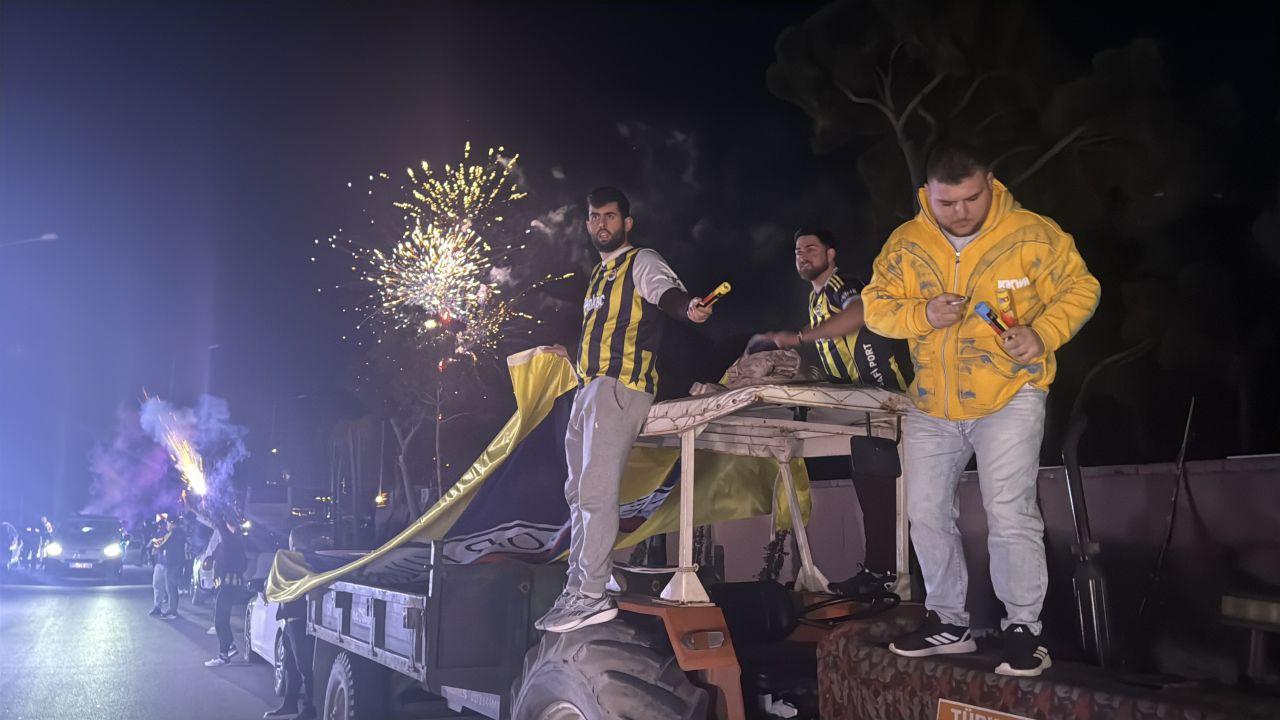 Fenerbahçe’ye Antalya’da coşkulu karşılama