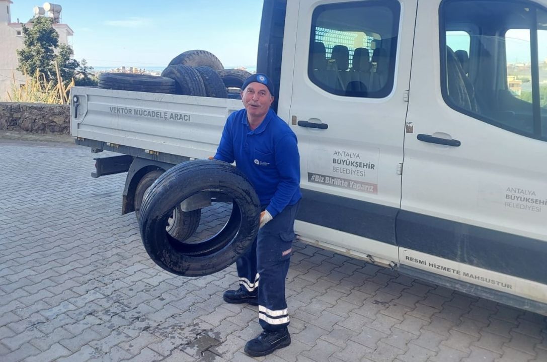 Alanya’da 6 yılda 30 tır atık araç lastiği, geri dönüşümle ekonomiye kazandırıldı