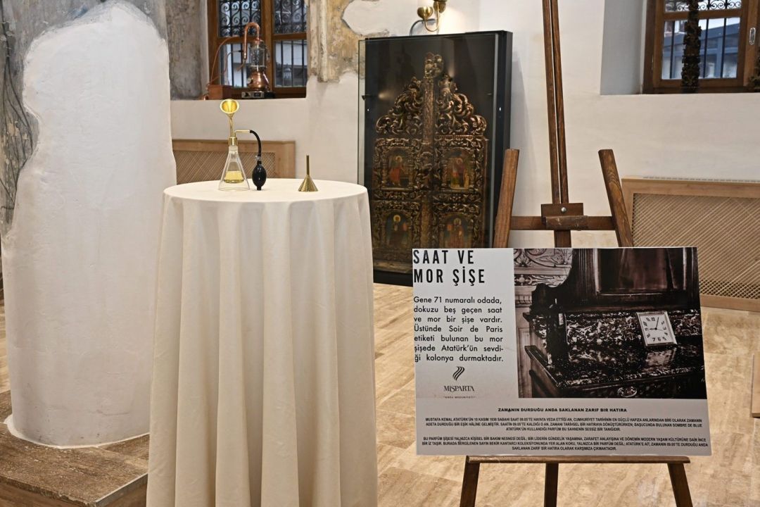 Atatürk’ün kullandığı koku ve kolonya şişeleri Misparta Koku Müzesi’nde sergileniyor