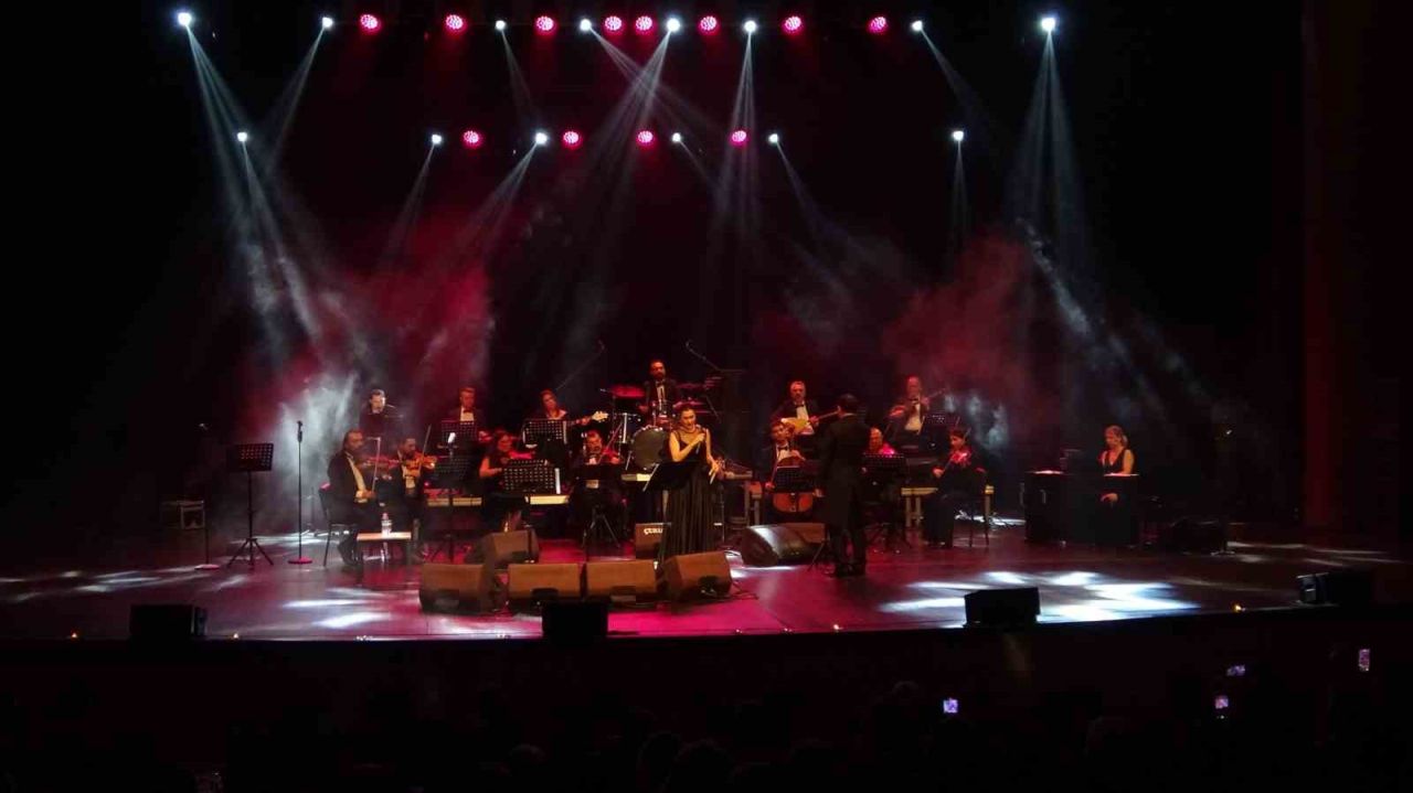 Mersin’de Özgecan Aslan anısına anlamlı konser