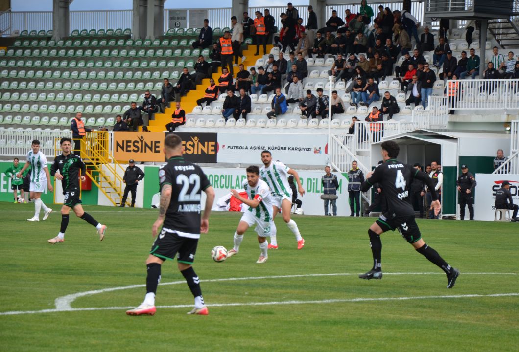 Serik Spor, taraftarına çifte bayram yaşattı: 2-0