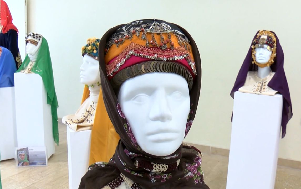 Teke yöresinde kadınların statüsü başlıklarında gizli