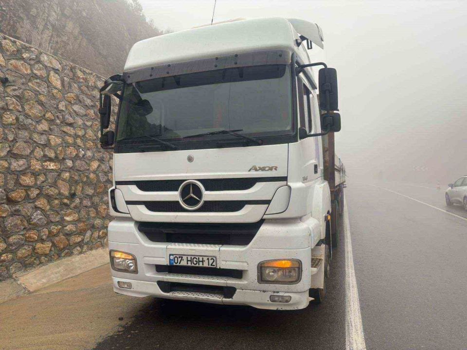 Konya-Antalya karayolunda feci kaza: 1 ölü, 3 yaralı