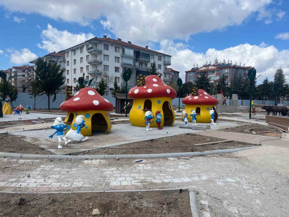 Atıl alandan masal dünyasına Tomurcuk Masal Parkı