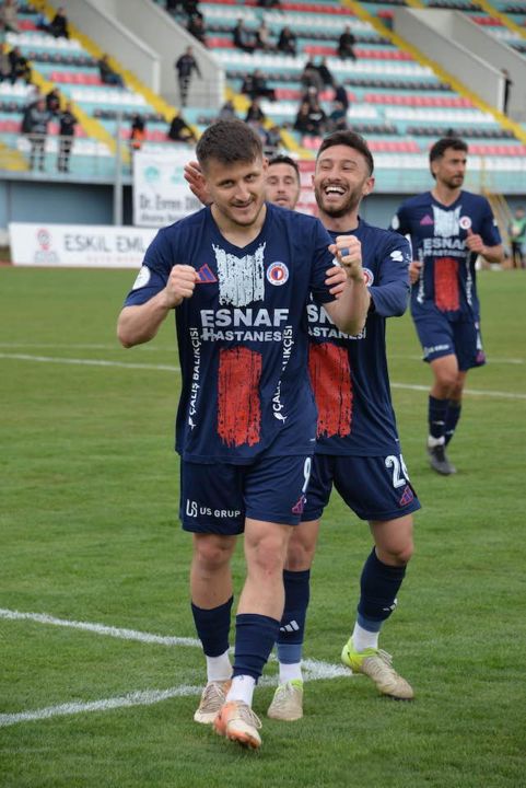 Fethiyespor seri peşinde