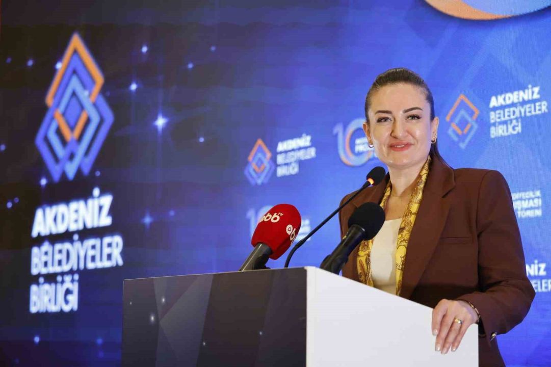 Antalya Büyükşehir Belediyesi'ne iki ödül