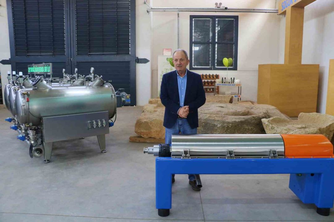 Zeytinyağında üreticileri heyecanlandıracak makine: Soğuk sıkımda sıcak sıkım verimi