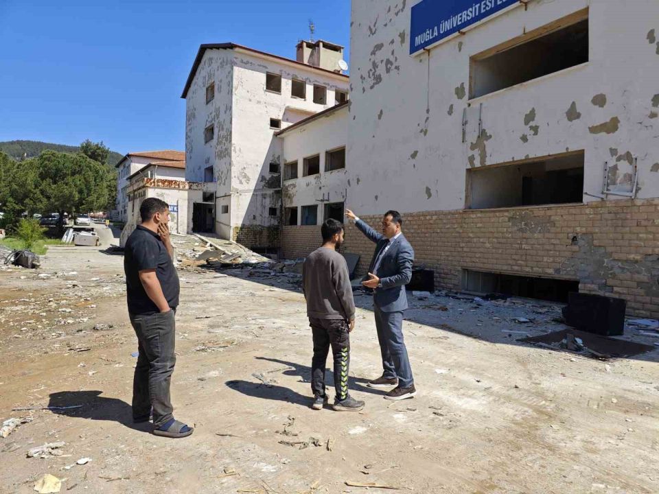 Menteşe Devlet Hastanesi’nde yeni yatırımlar ve güvenlik önlemleri masaya yatırıldı