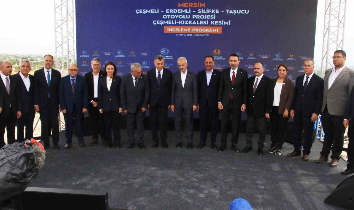 Bakan Uraloğlu duyurdu:"Çeşmeli-Kızkalesi Otoyolunda ilk kısım temmuz ayında açılacak"
