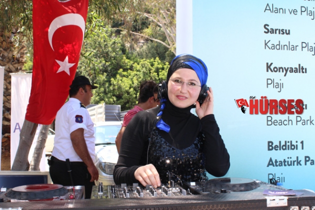KADINLAR 'YAZA MERHABA' DEDİ