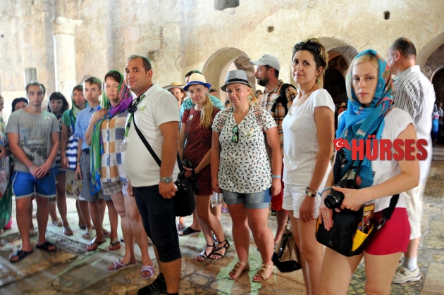 DEMRE'DE ZİYARETÇİ SAYISINDA DÜŞÜŞ VAR