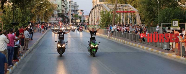 MOTORLARIYLA TERÖRÜ LANETLEDİLER