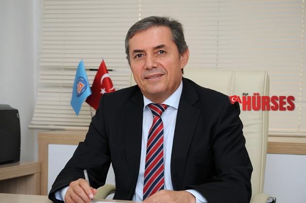 AÜ GENÇLERE FIRSAT SUNUYOR