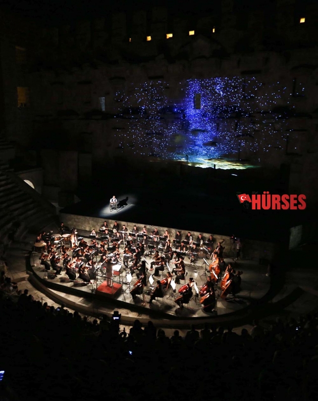 ÜNLÜ FESTİVAL ASPENDOS'TA BAŞLADI