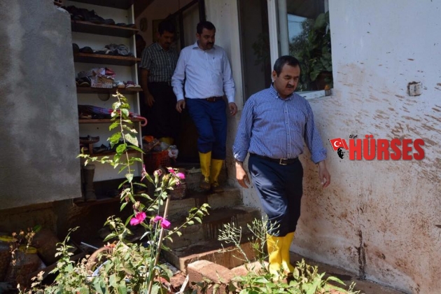 AK PARTİ SAHAYI BOŞ BIRAKMIYOR