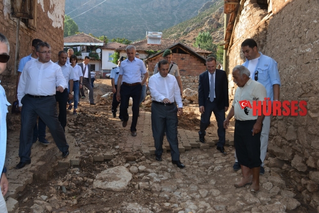 ANTALYA VALİSİ TÜRKER, YUVA MAHALLESİ’NDE