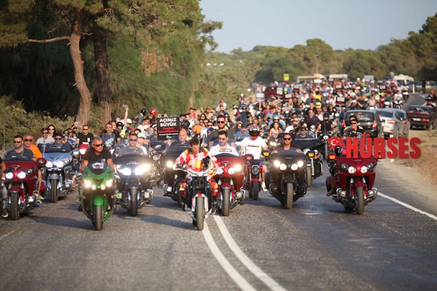 MOTORLARIYLA TERÖRÜ LANETLEDİLER