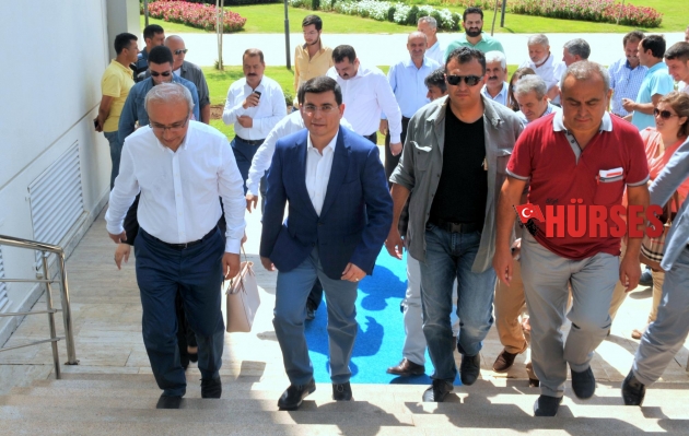 BAKANLARDAN TÜTÜNCÜ’YE ÖVGÜ