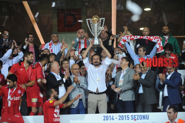YİNE YENİDEN SÜPER LİGDEYİZ