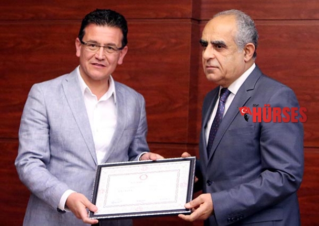 VEKİLLER MAZBATALARINI ALDI