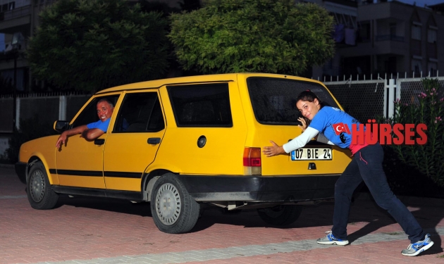 ŞAMPİYONAYA ‘ROCKY’ GİBİ HAZIRLANIYOR
