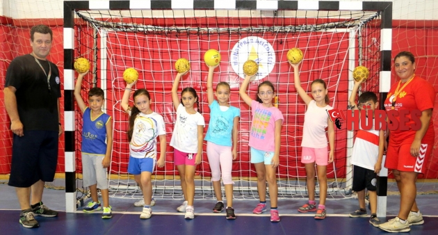 12 BİN ÇOCUK SPORLA BULUŞTU