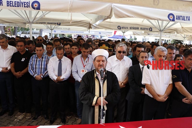 “KARDEŞİM HAKKINI HELAL ET”