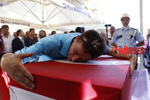 “KARDEŞİM HAKKINI HELAL ET”