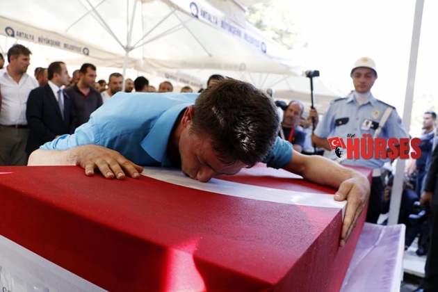 “KARDEŞİM HAKKINI HELAL ET”