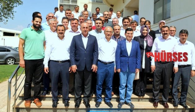 BAKANLARDAN TÜTÜNCÜ’YE ÖVGÜ