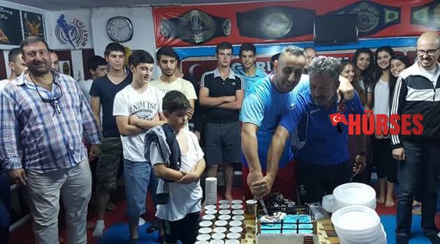 10’UNCU YILINI KUTLADILAR