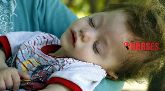 11 AYLIK BEBEK HAREKET EDEMİYOR