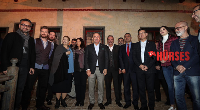 Çavuşoğlu’ndan  dizi setine ziyaret