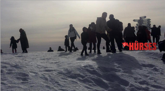 Öğrenciler Tahtalı'ya akın etti