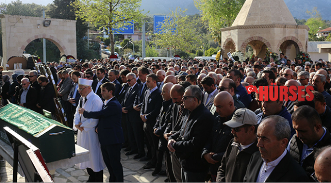 Turizmci Gül defnedildi