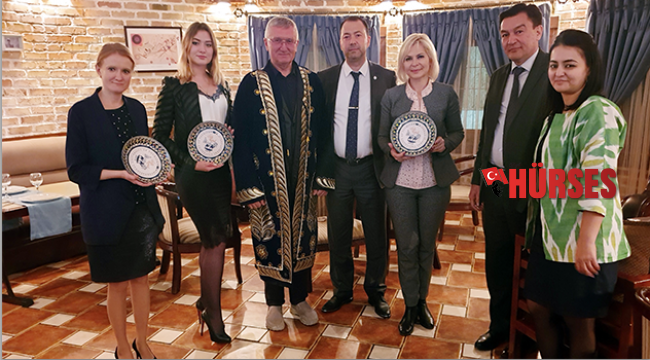 Antalya'nın turizm eğitimini ihraç ediyor