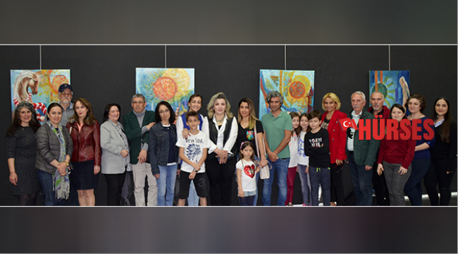 AVM'yi renklendiren sergi