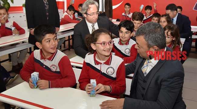 Öğrencilere bilinçli tüketici eğitimi