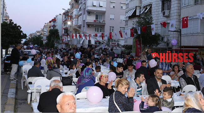 Kepez’in gönül sofraları kuruldu