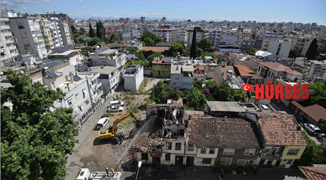 Metruk binalar yıkılıyor